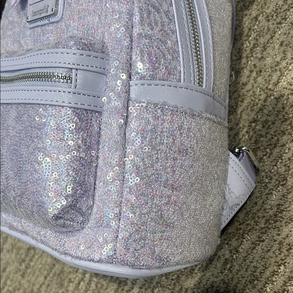 2025 Disney Parks Loungefly Backpack Opalescent Sequins Sequin New - Picture 4 of 5